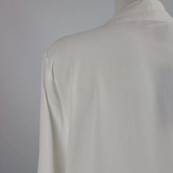 Le Chateau White Long Sleeve Top Size L NWT - Picture 8 of 11